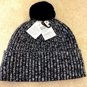 NWT Lululemon Knit Beanie